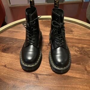 Dr. Martens 1460 Bex combat boots 25345 Black Smooth Leather men’s 7 womens 8